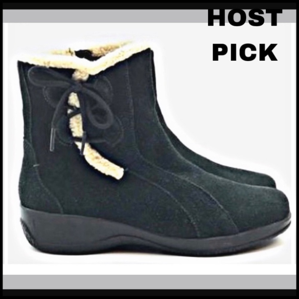 CLARK’S BLACK SUEDE SHEARLING ANKLE BOOTS Sz 7